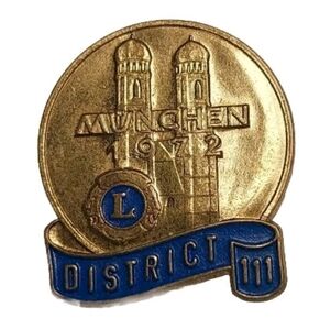 Vintage 1972 Lions Club International Munich Pin District 111 B.H. Mayer